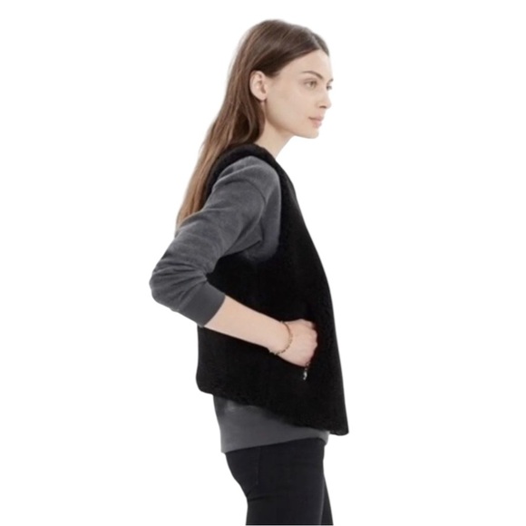 MADEWELL Faux Sherpa Zip Vest in Classic Black Size Medium — Closet Staple!!! - Picture 2 of 10